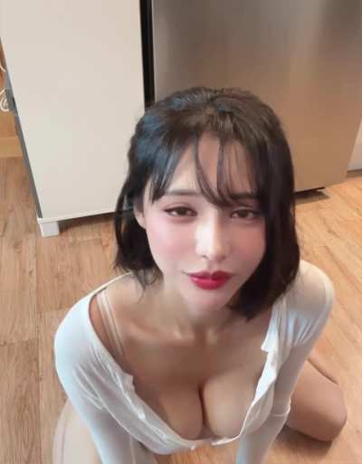 Yummy yummy big tiddy tasty pussy Korean 