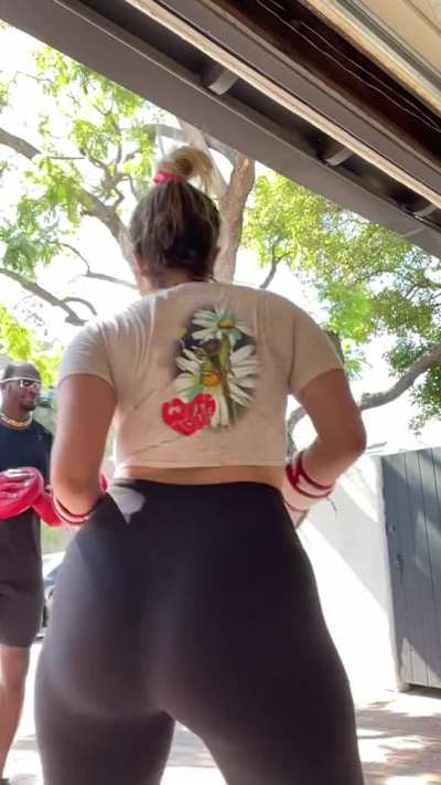 Bebe Rexha is the definition of a pawg