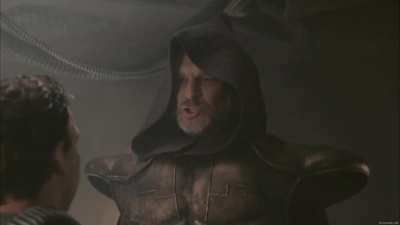 Director Sam Raimi Cameo in a B movie, where his character is a traitor who uses a woman as a human shield before getting shot !