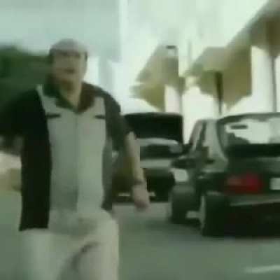 🗿