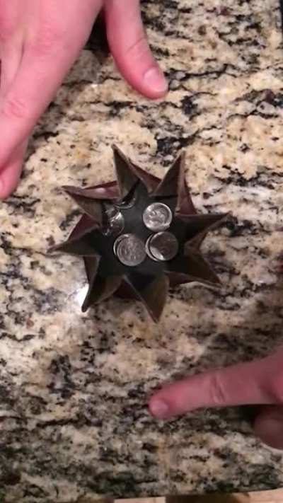 Magic coin purse