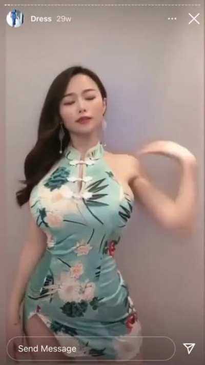 Echo0210 in qipao