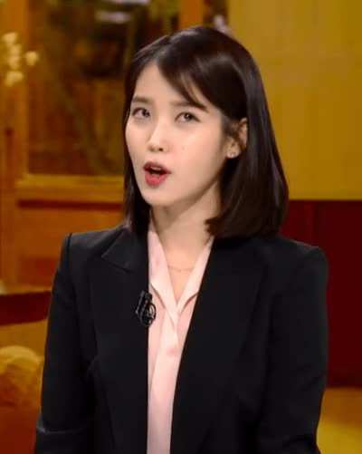 IU