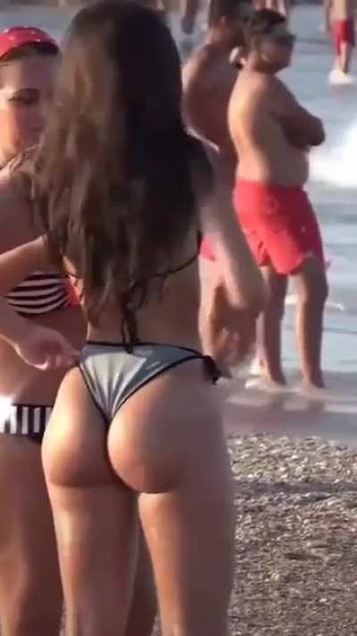 😳