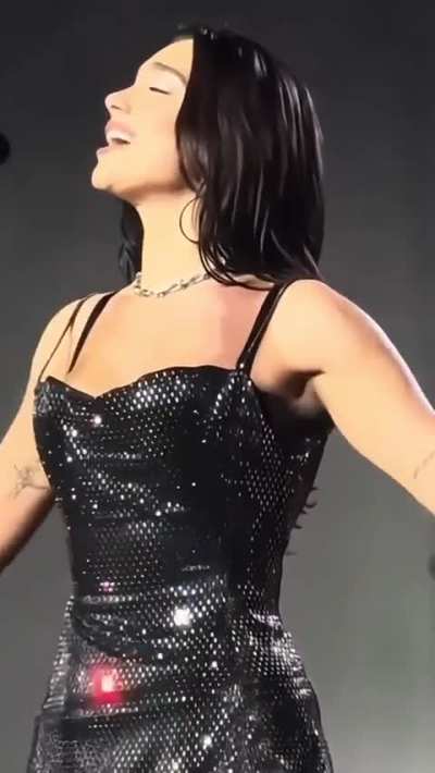 Dua Lipa 
