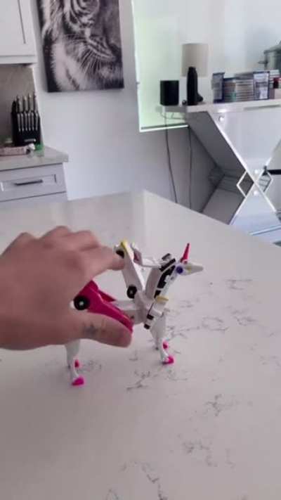 This mind blowing unicorn car transformer