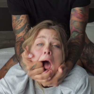 She Loves Getting Her Pussy Fucked Like This