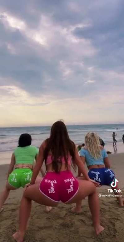 Powerpuff thots twerking