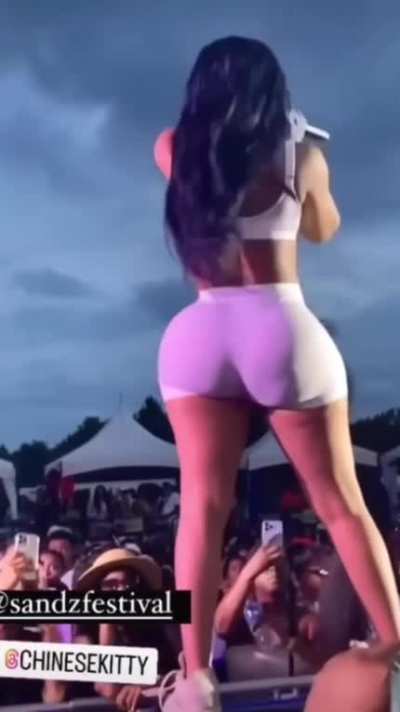 Chinese Bolt-On 🍑