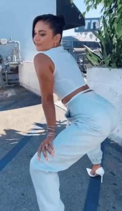 Vanessa hudgens