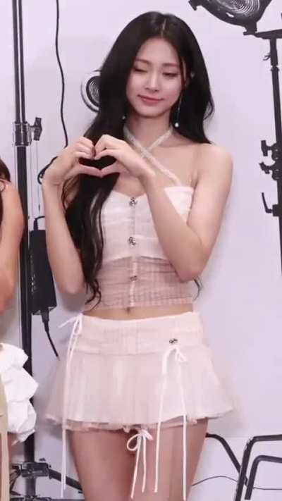 TWICE - Tzuyu