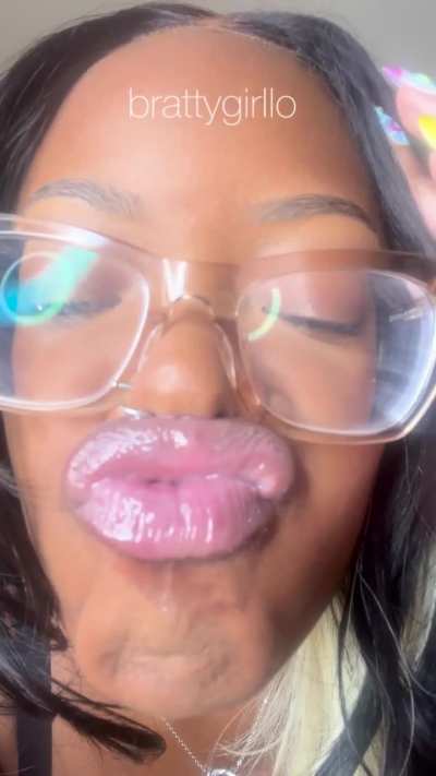kissing you with your musty sweaty stanky nut + my smelly spitty morning breath all over my lips bc you&rsquo;re nasty