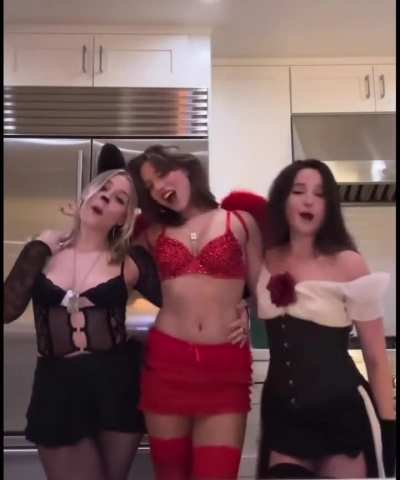 Mackenzie w/friends via TikTok