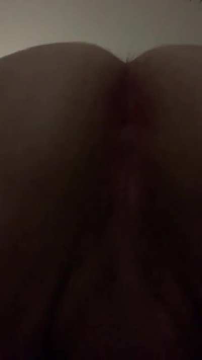[18] my bussy is craving dick