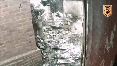  GoPro footage from a soldier of the 95th Air Assault Brigade in Toretsk, Music from Source