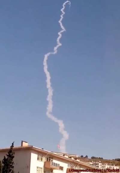 İlk S-400 f&uuml;zesi atışı ger&ccedil;ekleşti.