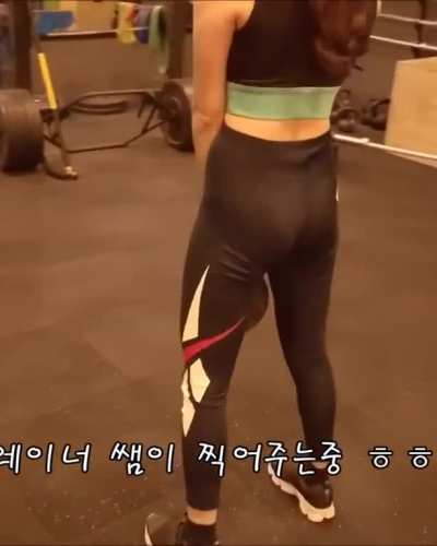Jei (Former K-pop singer from K-pop group Fiestar)