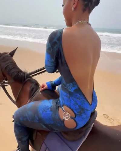 Chloe while riding a horse, Instagram 2|11|2025