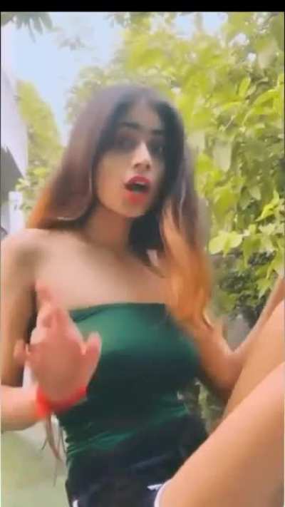 Pokies (&bull;)(&bull;)