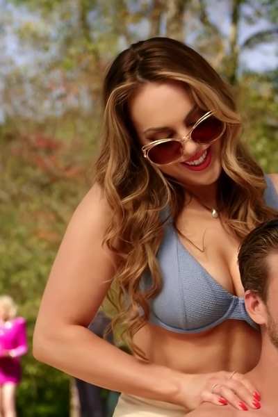 Liz gillies