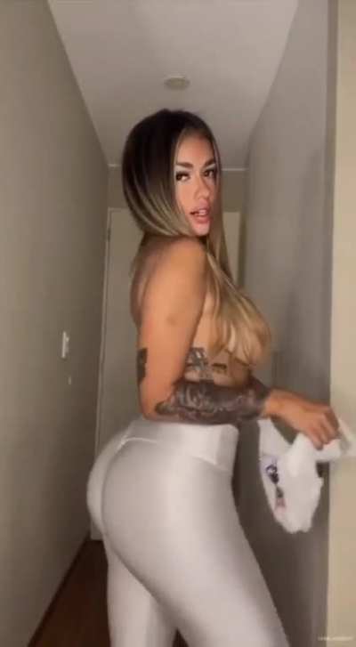 Shirley Arica 🥵