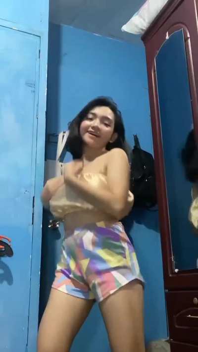 Who needs a bra?
