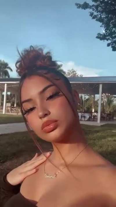 Sextapes fingering videos and twerking videos My onlyfans link in the comments
