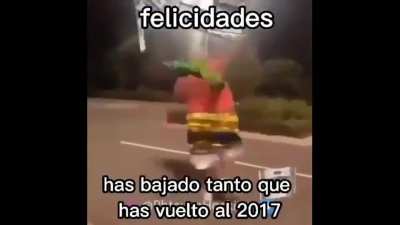 🥳