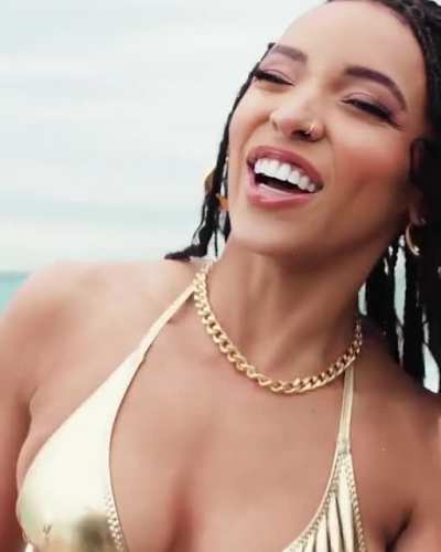 😍