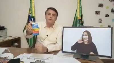 Bolsonaro: Mas também não tem comprovação científica que não tem comprovação eficaz