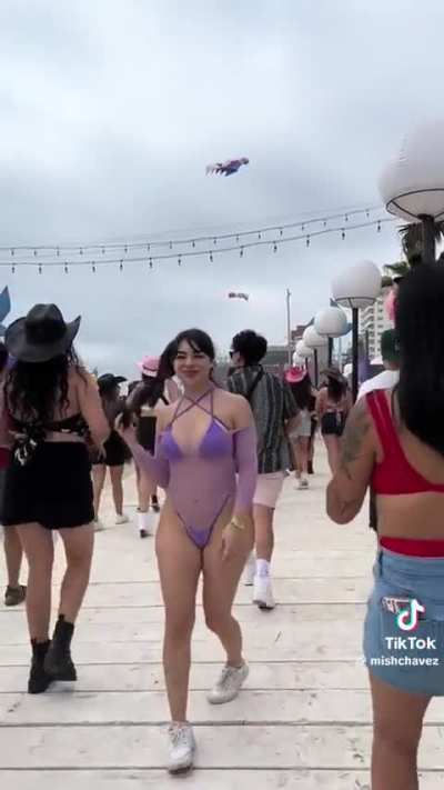 mishchavez