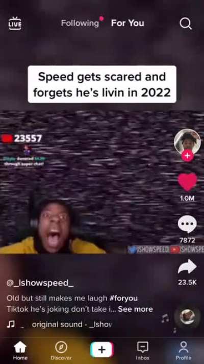 Speed forgets he&rsquo;s in 2022 💀