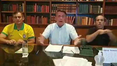 Jair Bolsonaro sobre Kassio Marques: "Se tiver que votar para absolver o Lula no processo, que vote!" Sobre dela&ccedil;&atilde;o premiada: "Delata para criar um clima e depois n&atilde;o comprova-se nada".