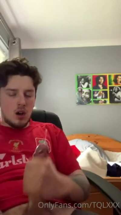 Straight boy moans incoming&hellip;