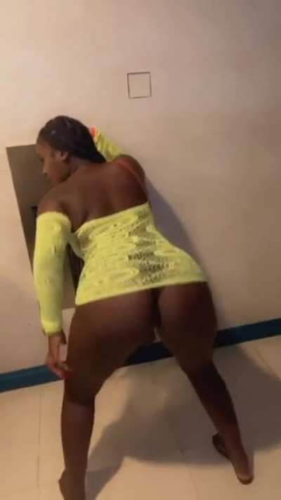 Trezagay big azz