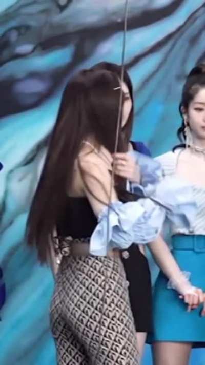IM NAYEON