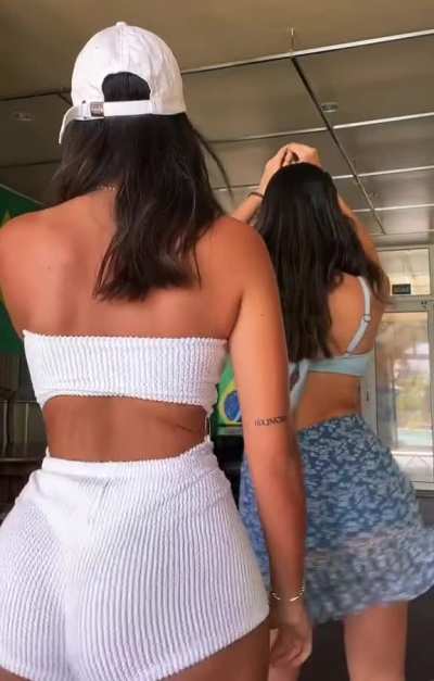 Gabriela Moura - Booty in shorts