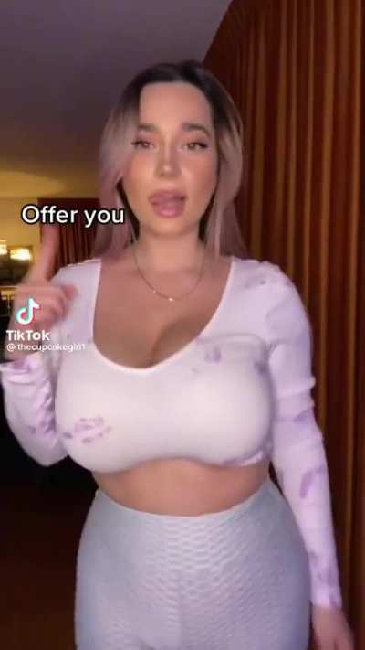 @thecupcakegirl1