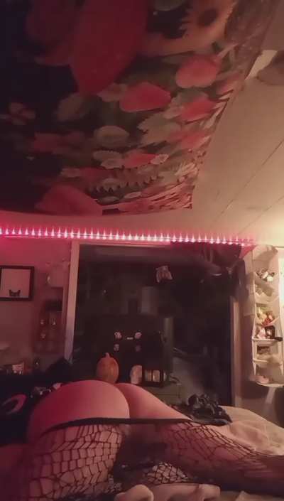 How about you shove your face in and tongue fuck me &amp;lt;3
