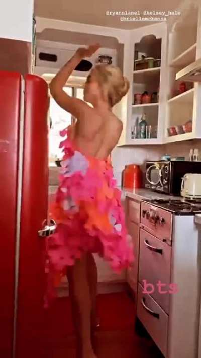 A new photoshoot is cooking