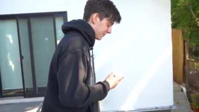 Depressed Ethan goes AAAAAAHH