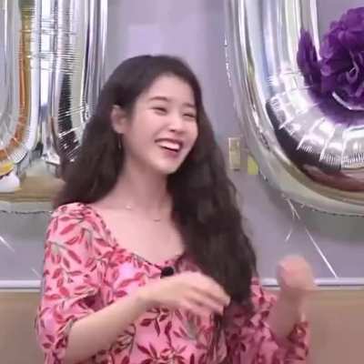 IU