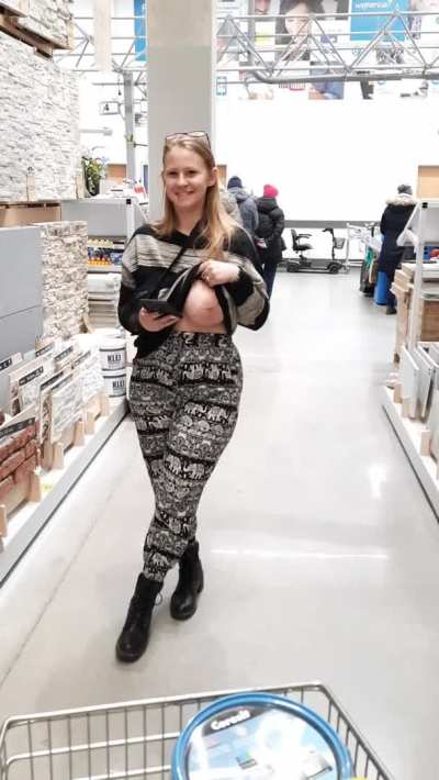 In fact, I have shown my huge boobs several times in this store and I am surprised that no one has "caught" me yet. Heh