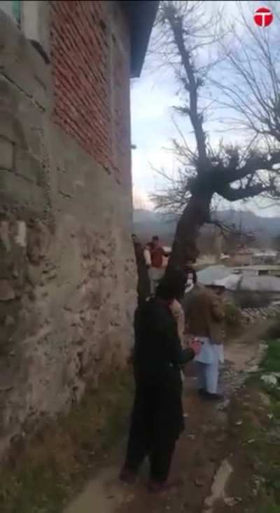 Abbottabad - Attempt In Unjamming An Assault Rifle Ends In A Misfire