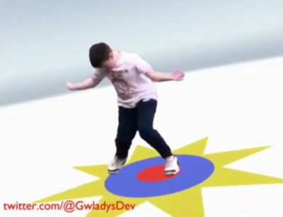 Leland sings the gummy bear song