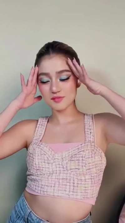 Belle Mariano