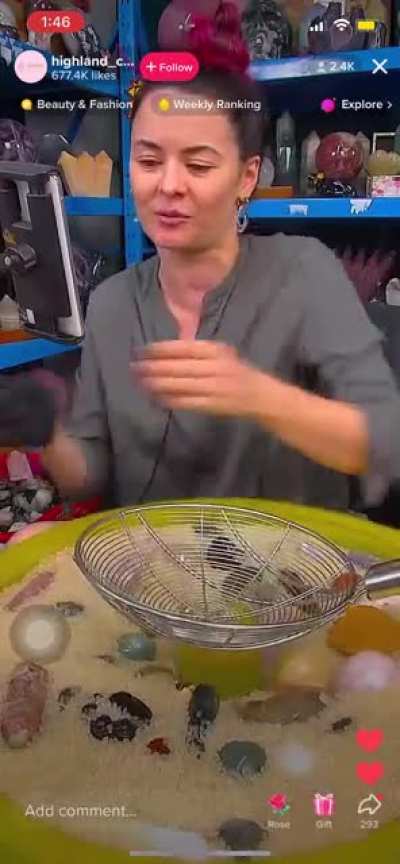 Wtf is up with tik tok lives????