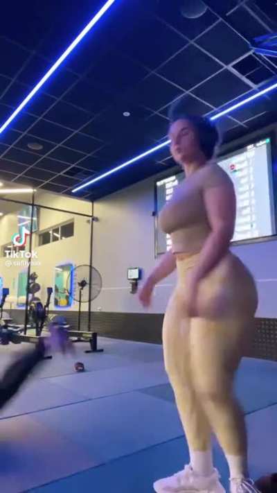 safiiyaax