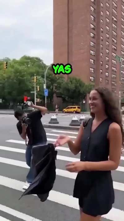 &ldquo;Hold on, We'll block traffic for y'all.&rdquo; Cop spices up a photoshoot&hellip;.