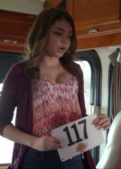 Sarah Hyland